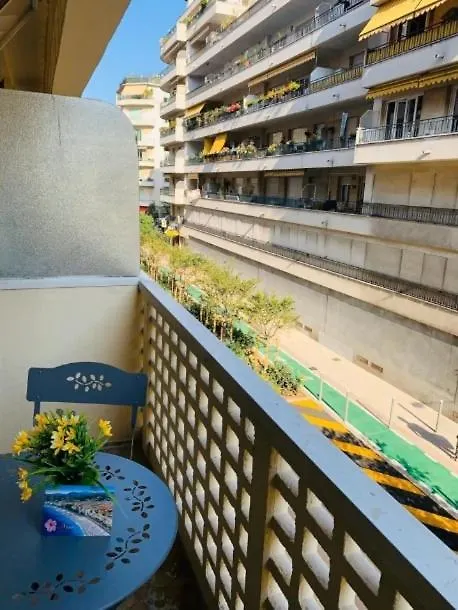 Bottero - Absolute Service Comfort With Balcony Νίκαια 0*,