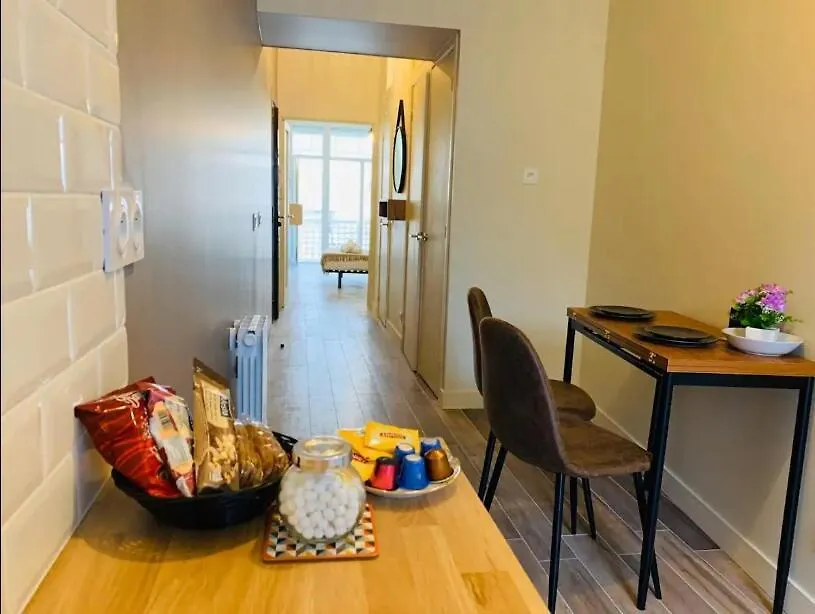 Bottero - Absolute Service Comfort With Balcony Nice